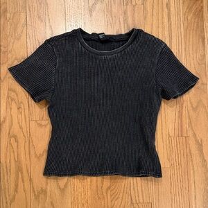 Forever 21 Charcoal Short Sleeve Cropped Top